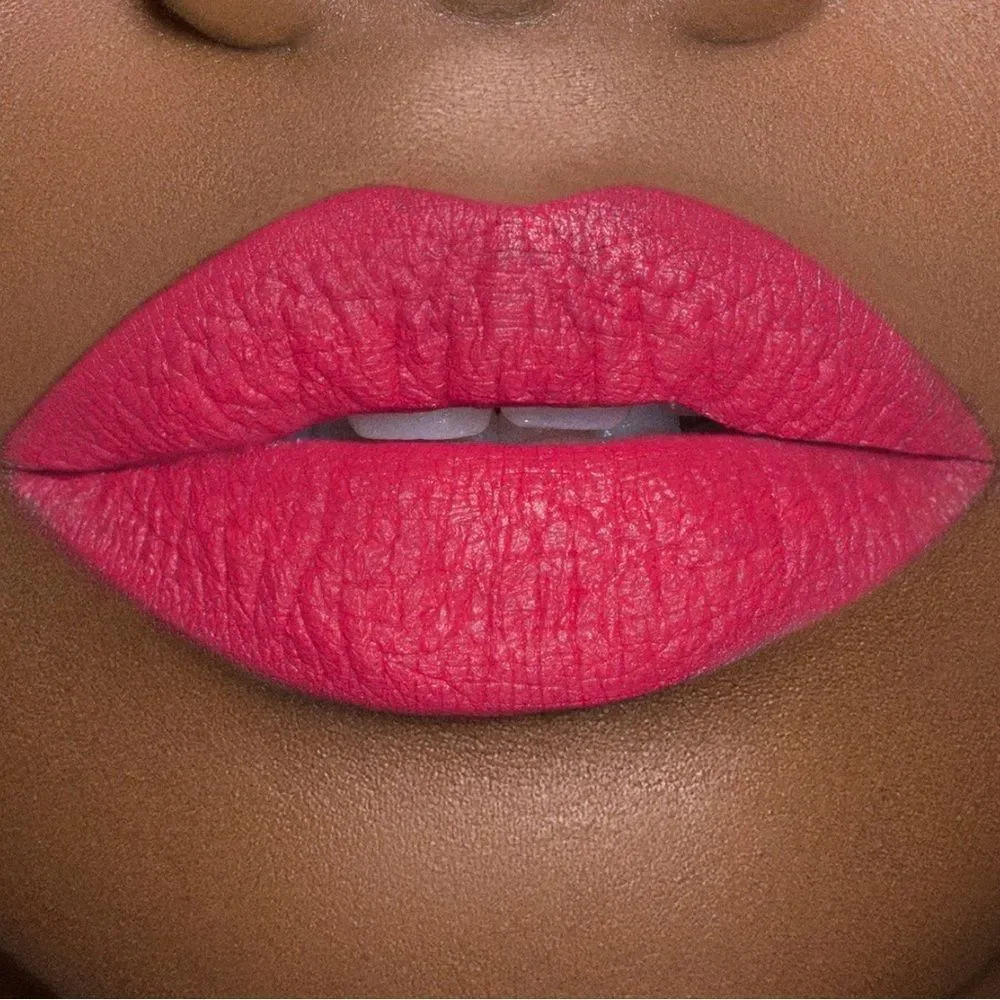 JEFFREY STAR VELVET TRAP CHERRY WET LIPSTICK